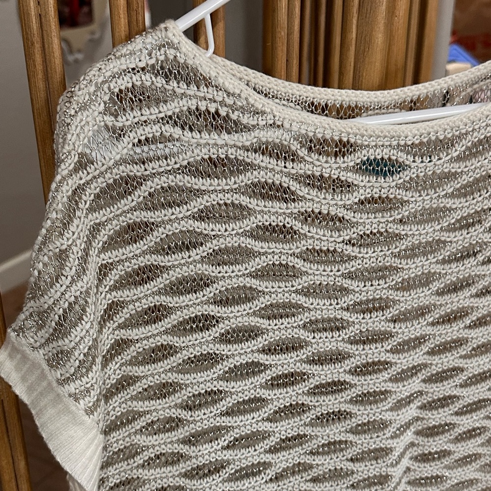 Alice and Olivia White knitted poncho top